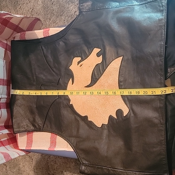 Leather Vest with horse heads on it Size 40 - Picture 6 of 9